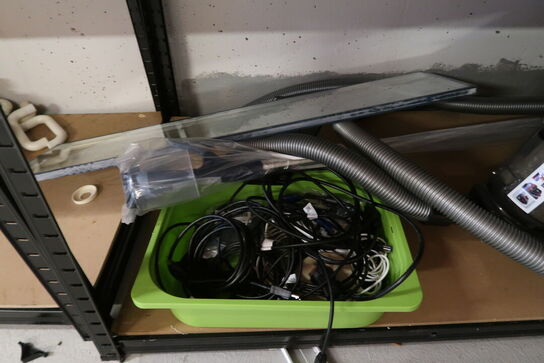 3 stk. Stålreoler med indhold 