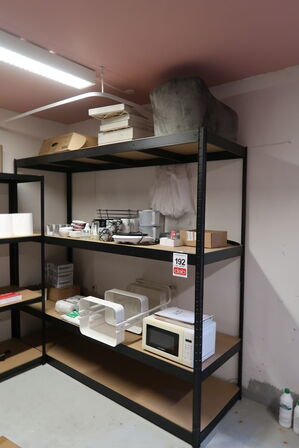 4 stk. Stålreoler med indhold 