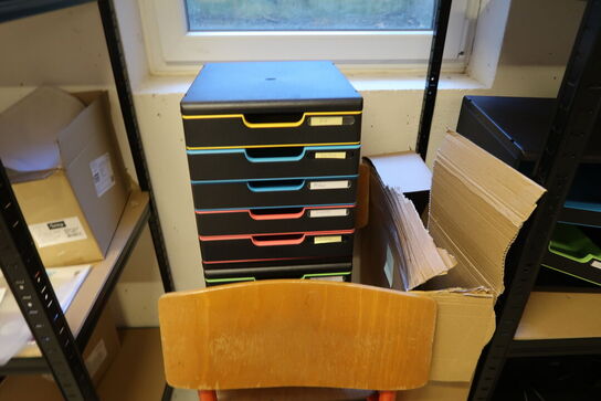 3 stk. Stålreoler med indhold 