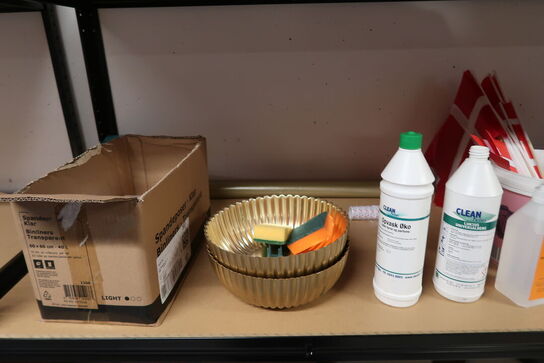 4 stk. Stålreoler med indhold 