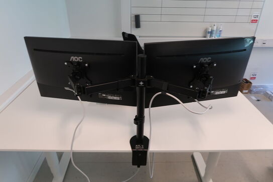 2 stk. Aoc 24E1Q 24" skærm 
