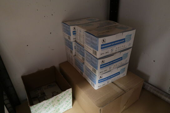 4 stk. Stålreoler med indhold 