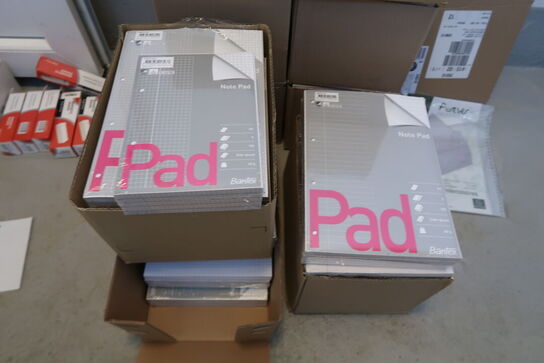 Stort parti papirblokke 