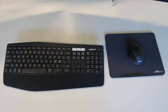 Logitech trådløs keyboard & mus 