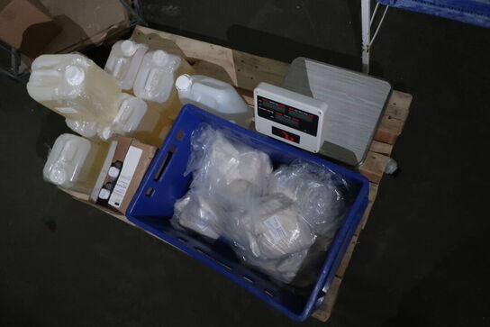 Palle m. vægt samt div. kemi