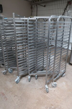 6 stk. HUPFER stikvogne