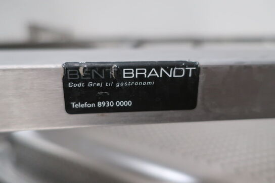 2 stk. HUPFER stikvogne inkl. 72 stk. gastrobakker