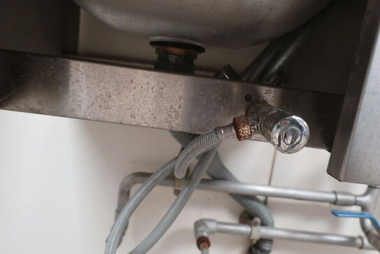 Vaskestation inkl. dispenser