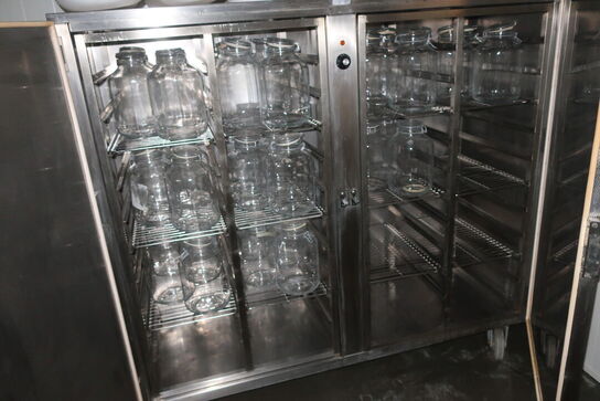 Varmeskab på hjul til desinfektion max. 110g