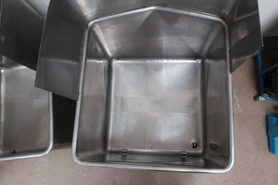 2 stk. rustfri kar på hjul