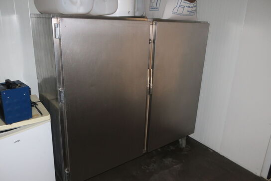 Varmeskab på hjul til desinfektion max. 110g