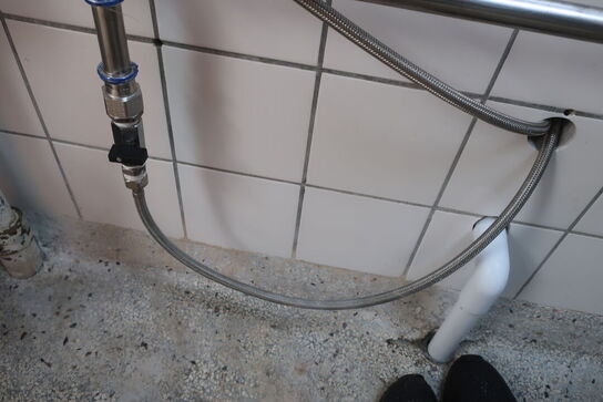 Vaske/skyllestation i rustfri stål