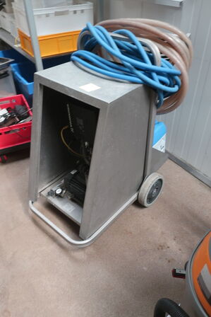 Sæbestation FOAMICO 27 bar inkl. sæbe