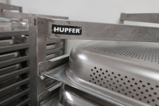 2 stk. HUPFER stikvogne inkl. 68 stk. gastrobakker