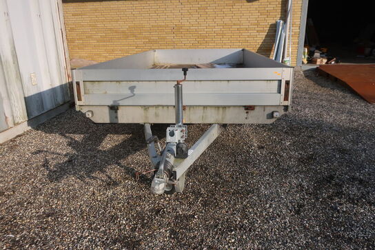 Trailer VARIANT 3021P4 2.200kg