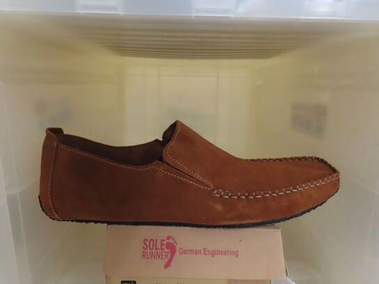 Sko SOLE RUNNER - str. 46
