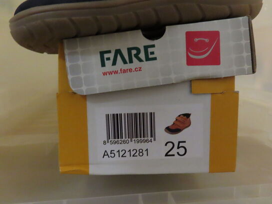 Sko FARE - str. 25