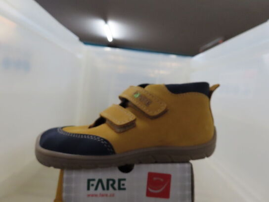 Sko FARE - str. 25