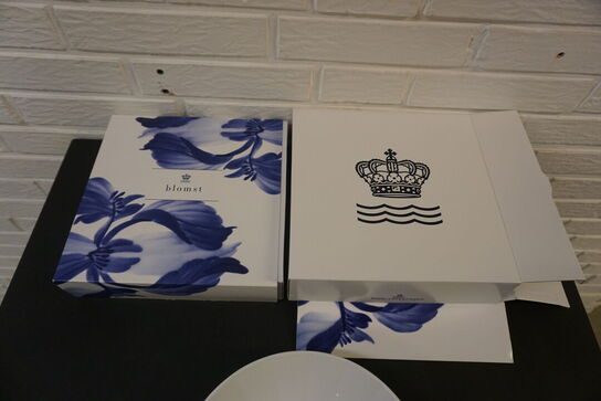 2 stk. Dybe tallerkner ROYAL COPENHAGEN 