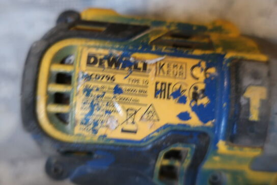 5 stk. akku håndværktøj DEWALT og lader