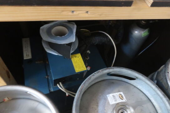 Fadøls anlæg, haner og fustager