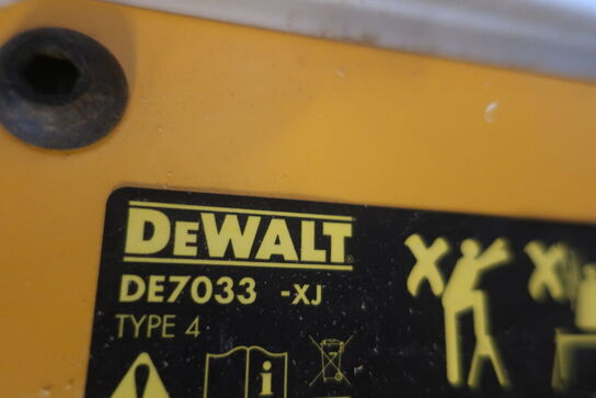 2 stk. arbejdsstationer DEWALT DE7033 XJ