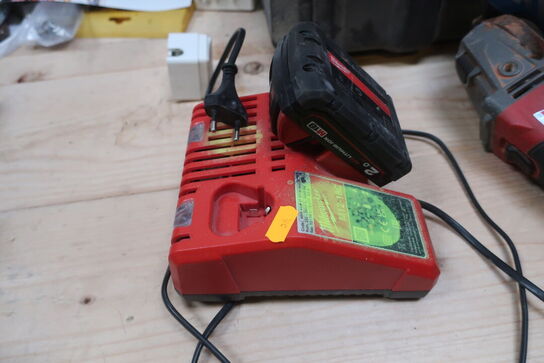 4 stk. akku håndværktøj MILWAUKEE