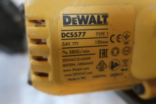 5 stk. akku håndværktøj DEWALT og lader