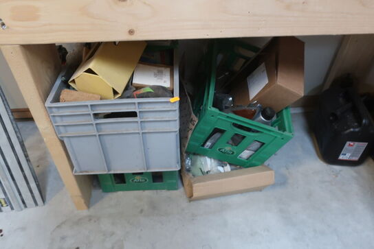 Tøm hjørne for løse dele se billeder 