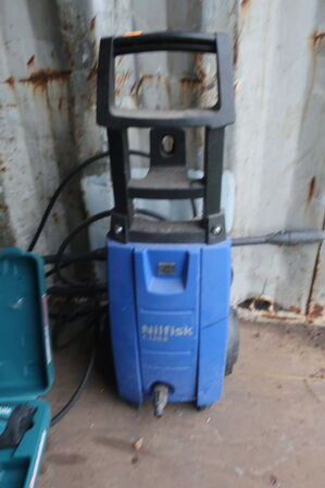 Højtryksrenser og varmeblæser NILFISK og MAKITA