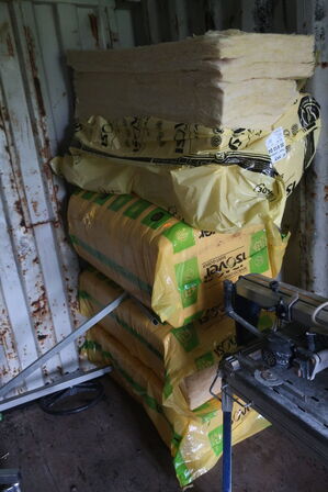 Stole, isolering, gasflaske m.m.