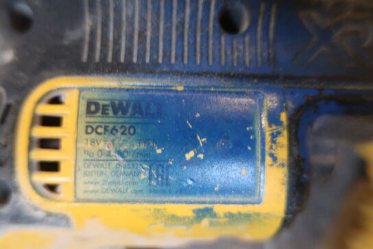 5 stk. akku håndværktøj DEWALT og lader