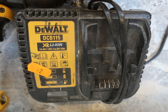 5 stk. akku håndværktøj DEWALT og lader