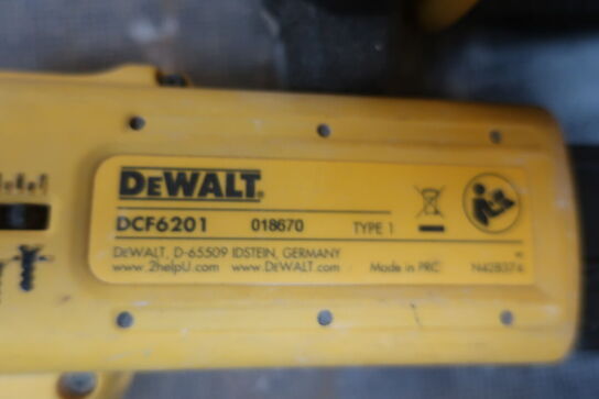 5 stk. akku håndværktøj DEWALT og lader