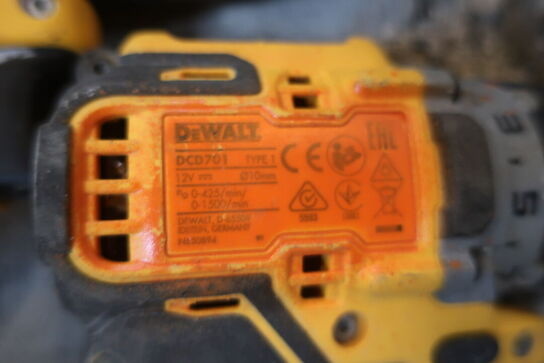 5 stk. akku håndværktøj DEWALT og lader