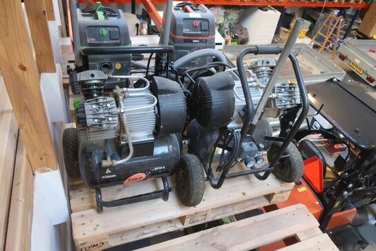 2 stk. kompresser og 2 stk. slangeopruller 