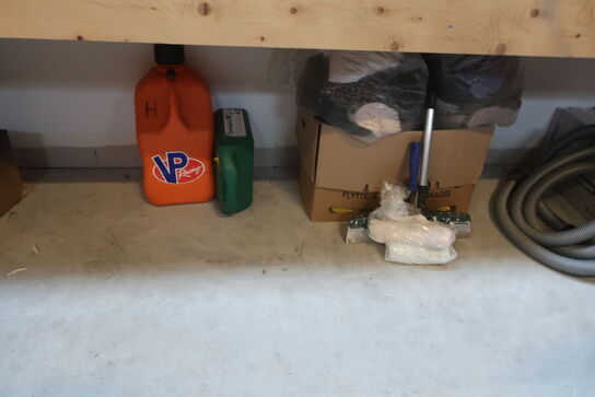 Tøm hjørne for løse dele se billeder 