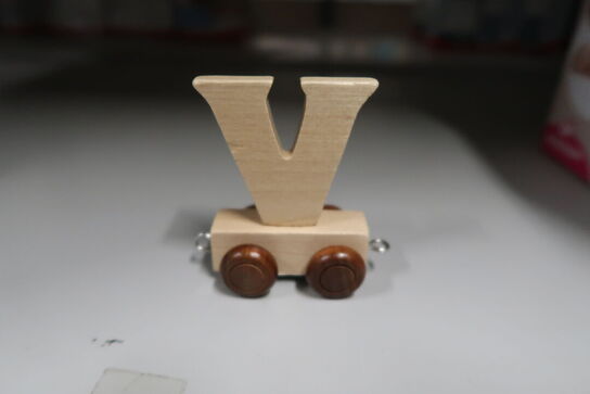 Ca. 90 stk. ass. Bokstaver til Navnetog 