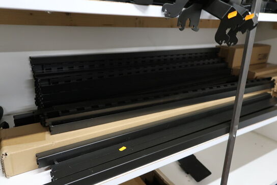 Div. Cykelpodier, reoler SPECIALIZED