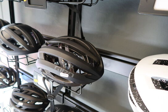 Cykelhjelm GIRO Aries Spherical Str: 55-59cm