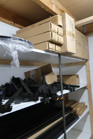 Div. Cykelpodier, reoler SPECIALIZED