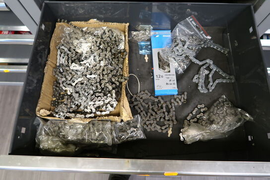 Skuffe med div. Kæder