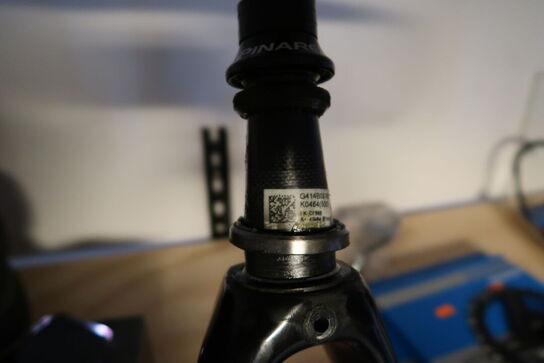 Forgaffel samt styr PINARELLO onda, Stealth Evo