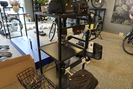 Udstillingspodie uden indhold