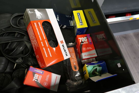 Skuffe med div. Reservedele