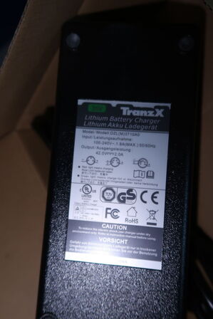 Lader TRANZX DZL(M)3710A0