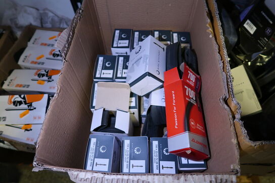 Kasse med div. slanger