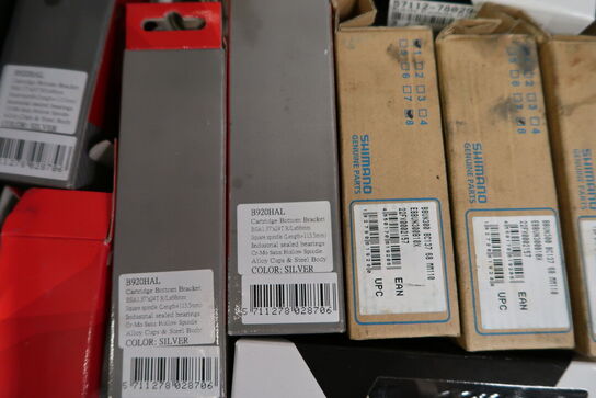 Skuffe med div. Reservedele