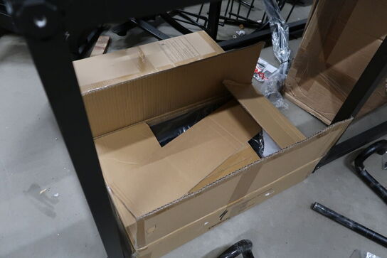 Div. Cykelpodier, reoler SPECIALIZED