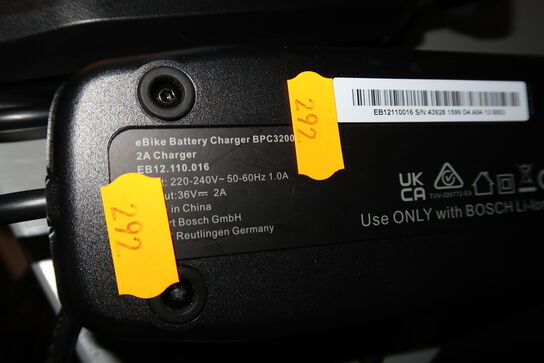Lader BOSCH eBike Battery Charger BPC3200